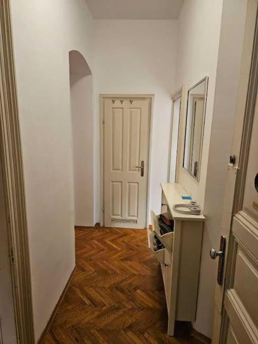 Zagreb Central 2Br + Parking Exterior photo